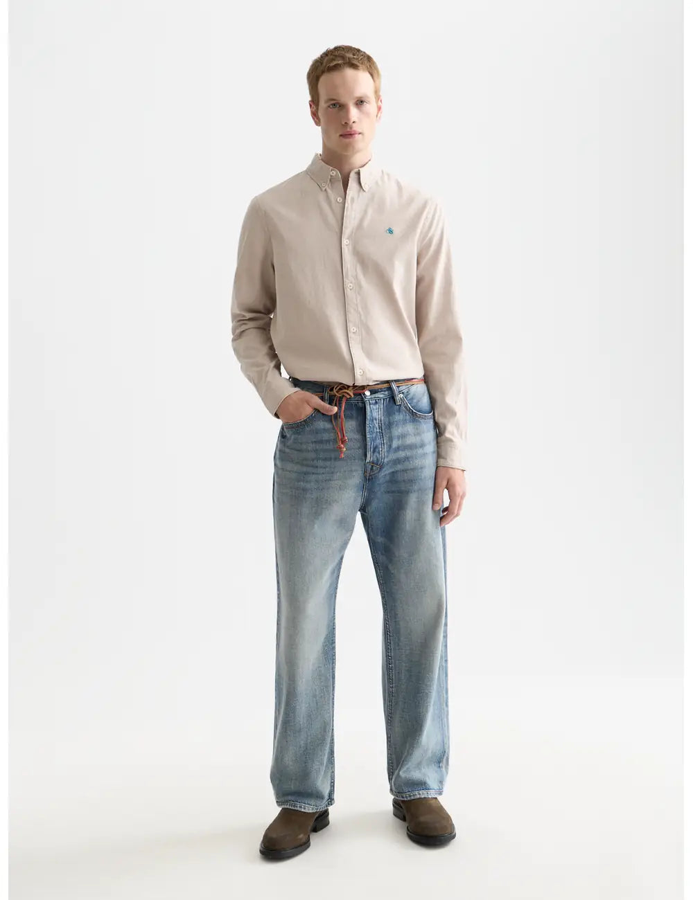 Seasonal Core Solid Oxford Regular-fit Shirt front view showing fit and finish by Scotch & Soda