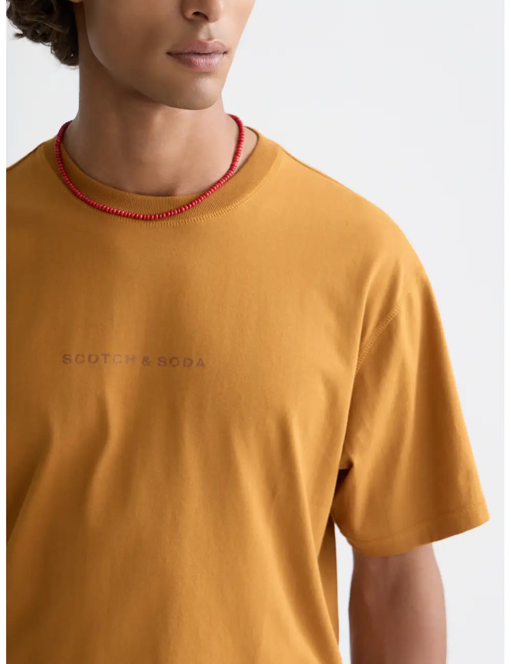 Seasonal Core Chest Artwork Relaxed-fit T-shirt detail shot of fabric and craftsmanship by Scotch & Soda