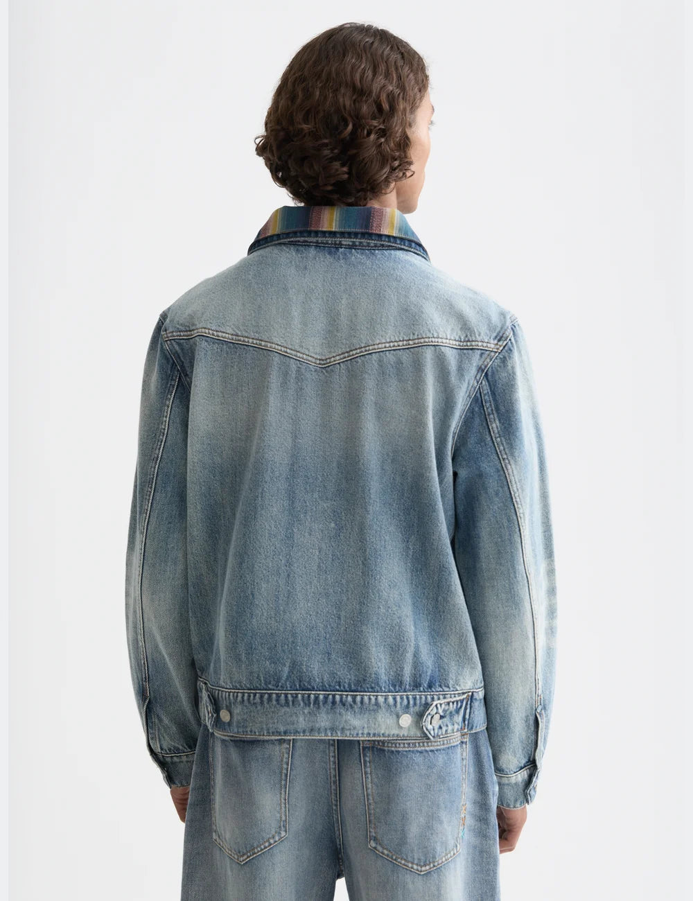 Washed Denim Ranch Jacket detail shot of fabric and craftsmanship by Scotch & Soda