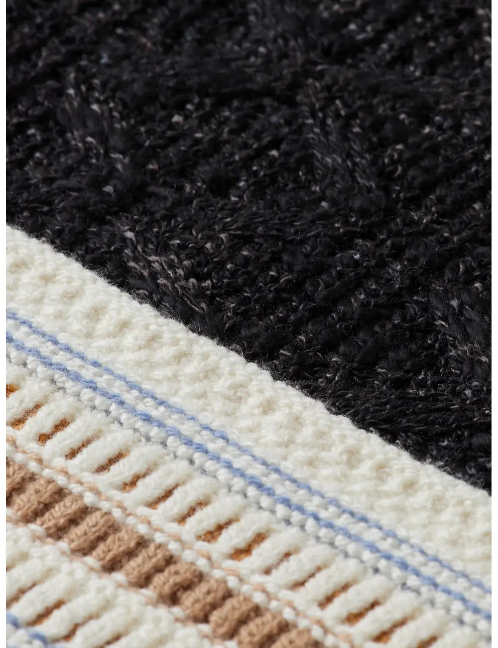 V-neck Cable Loose-fit Pullover detail shot of fabric and craftsmanship by Scotch & Soda