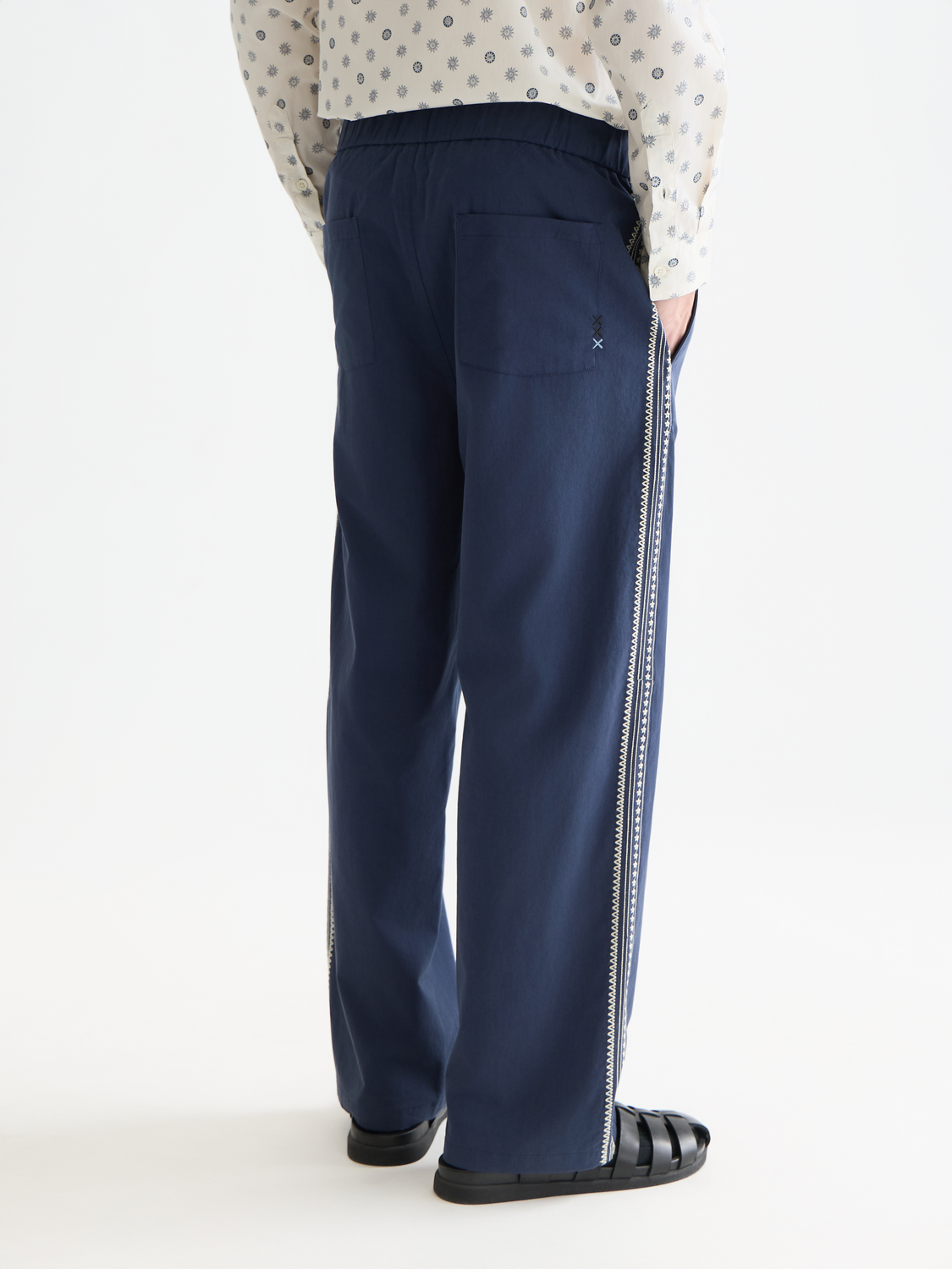 Otis embroidered relaxed jogger