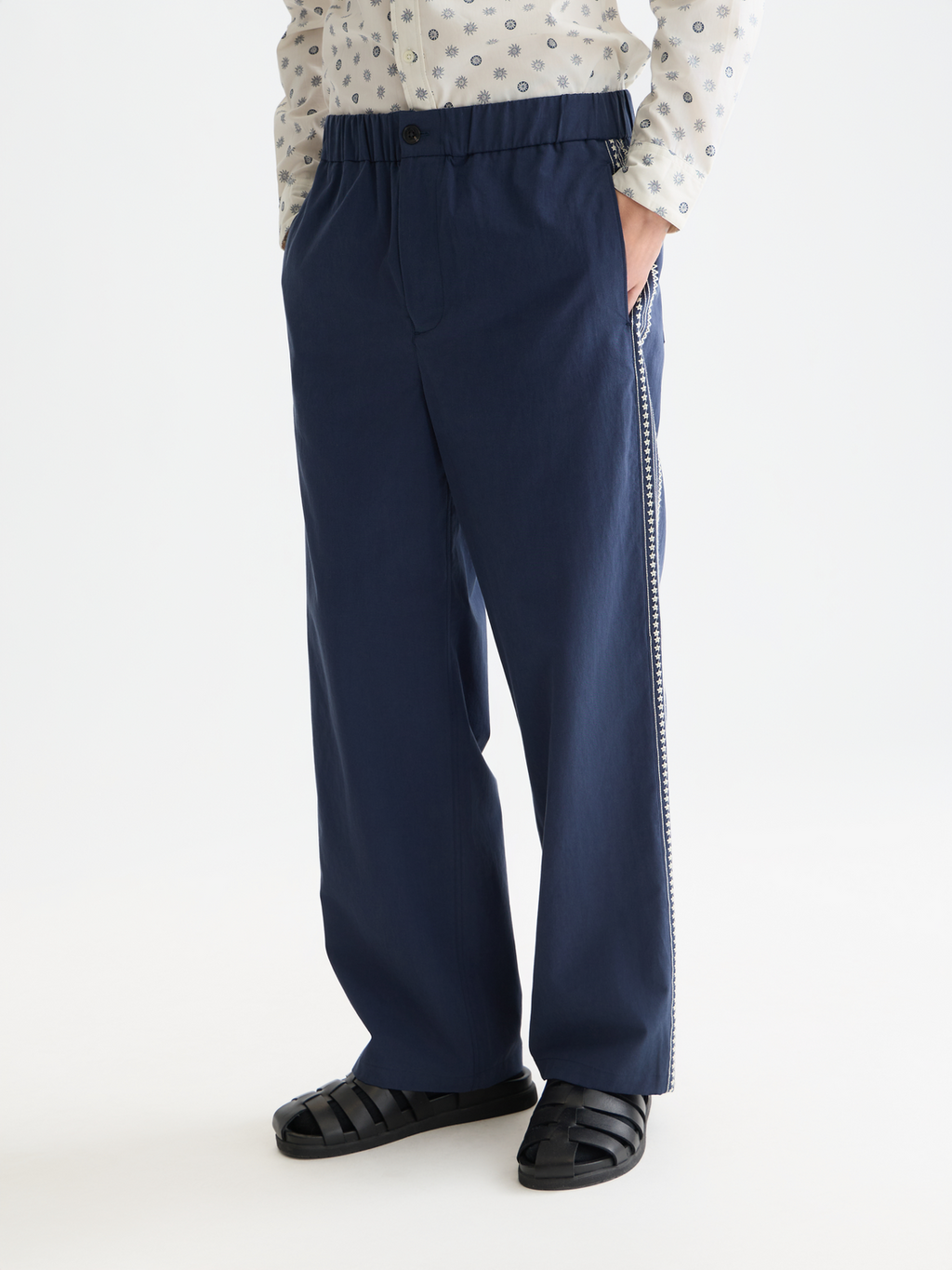 Otis embroidered relaxed jogger