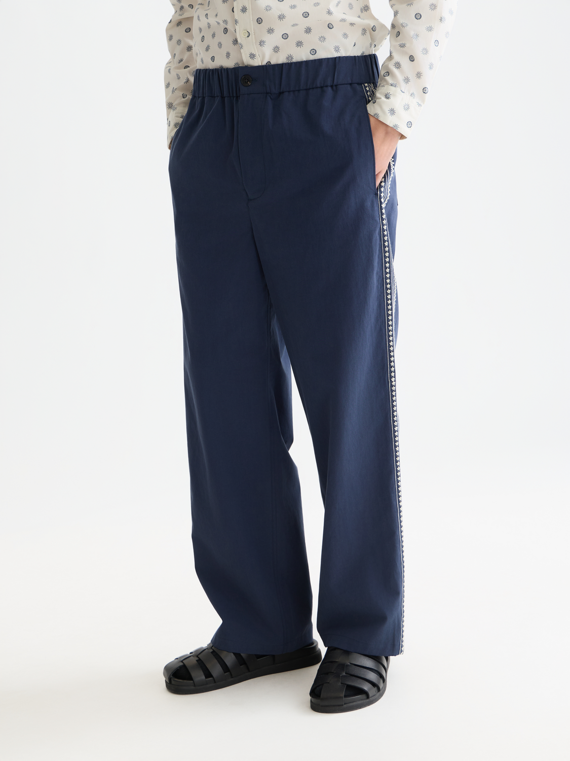 Otis embroidered relaxed jogger