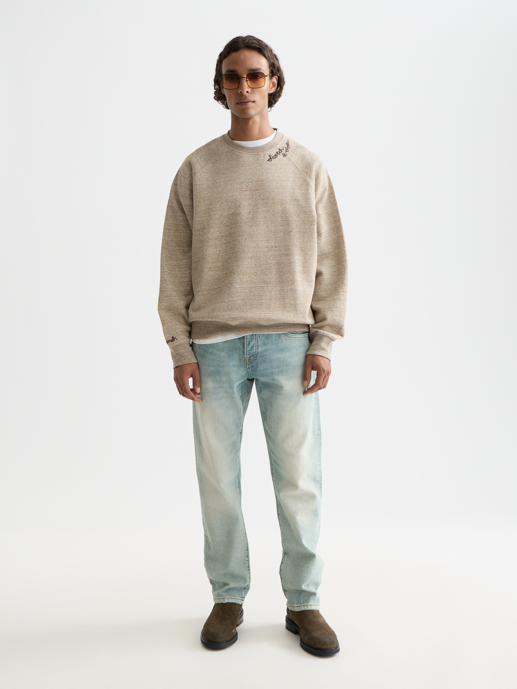 Embroidered loose sweatshirt