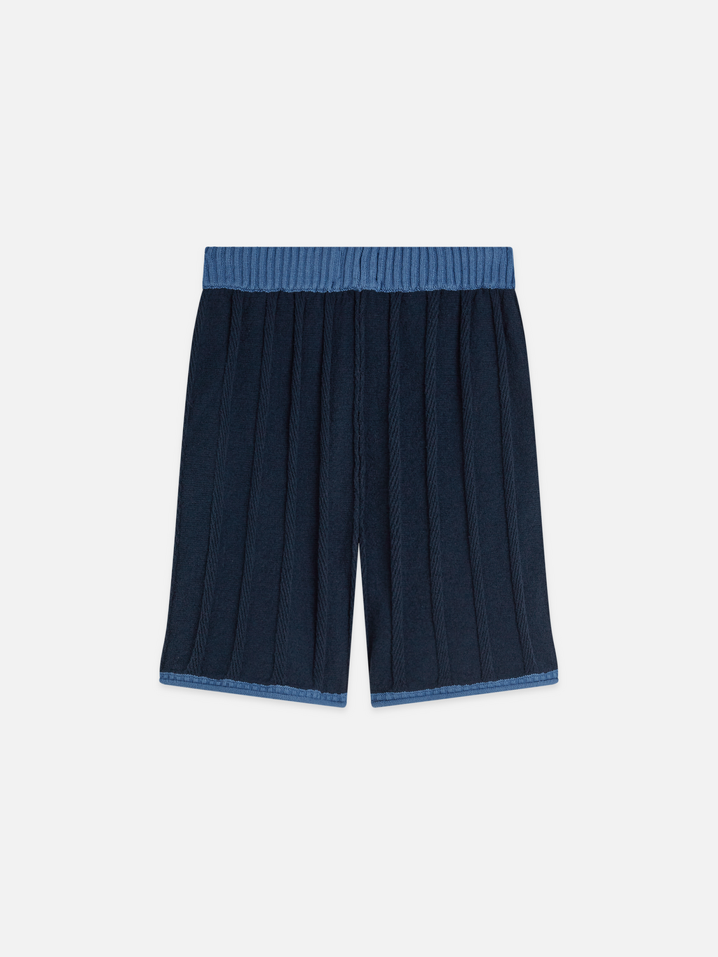 Structured knitted shorts