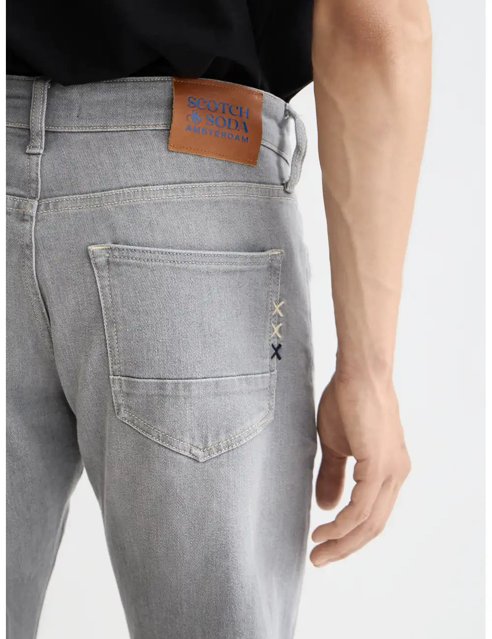 Ralston Slim Jeans detail view by Scotch & Soda