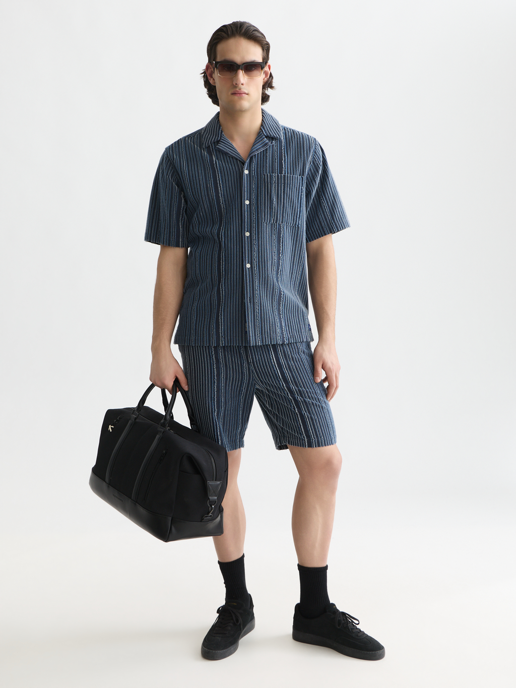 Textured relaxed short sleeve shirt