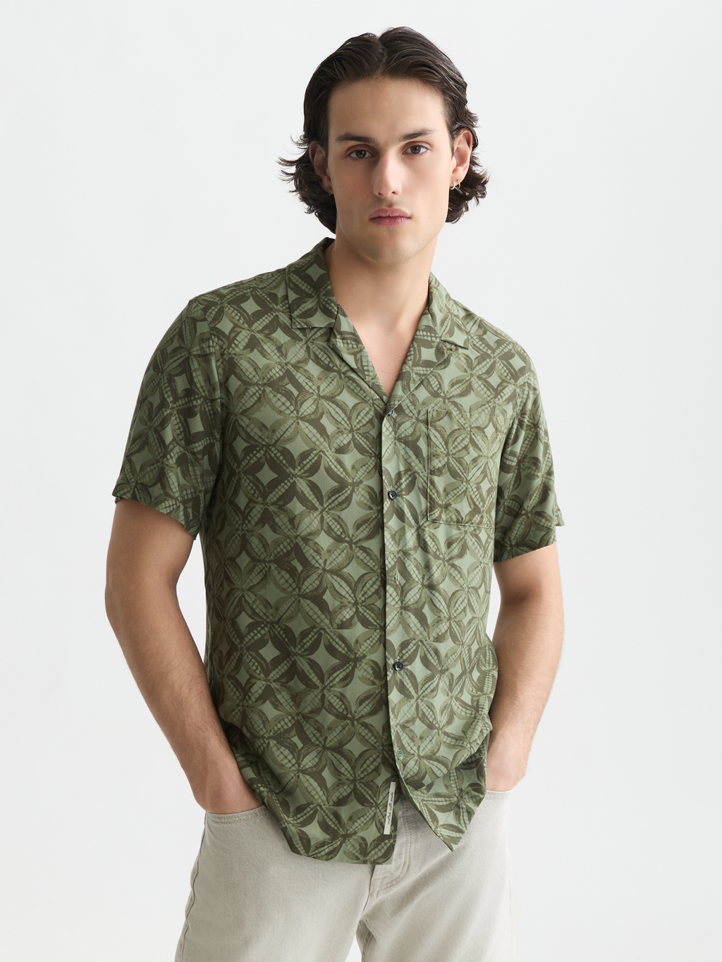 Printed short-sleeved shirt