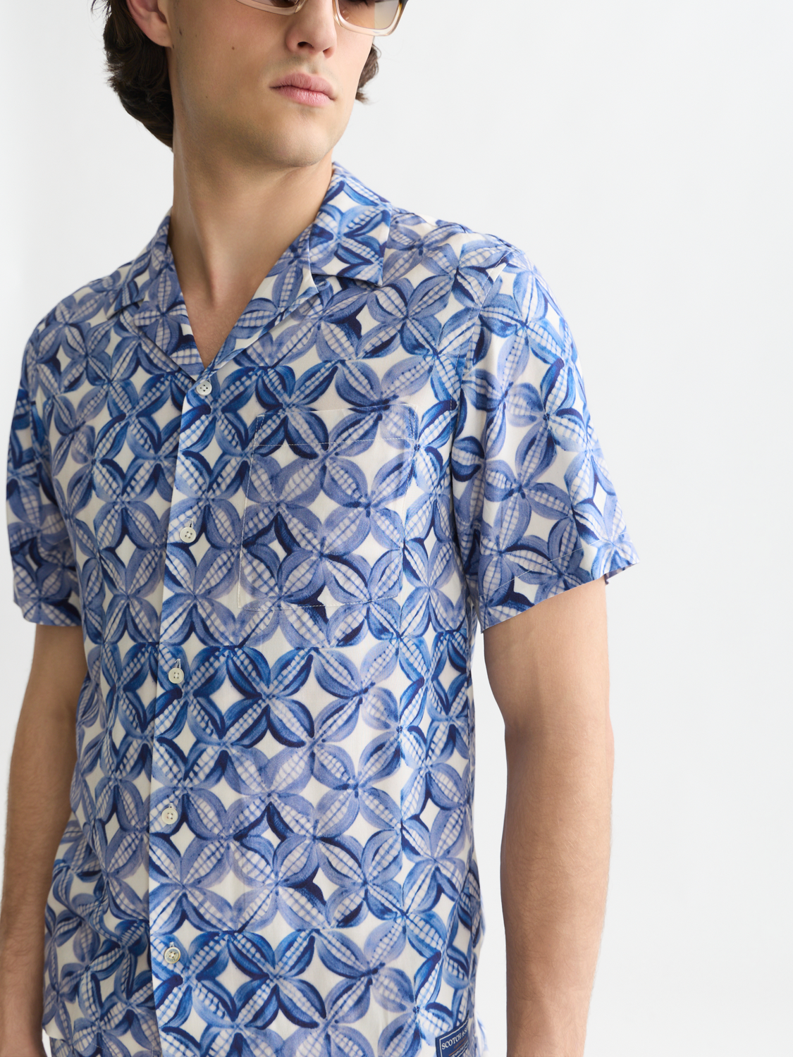 Printed short-sleeved shirt