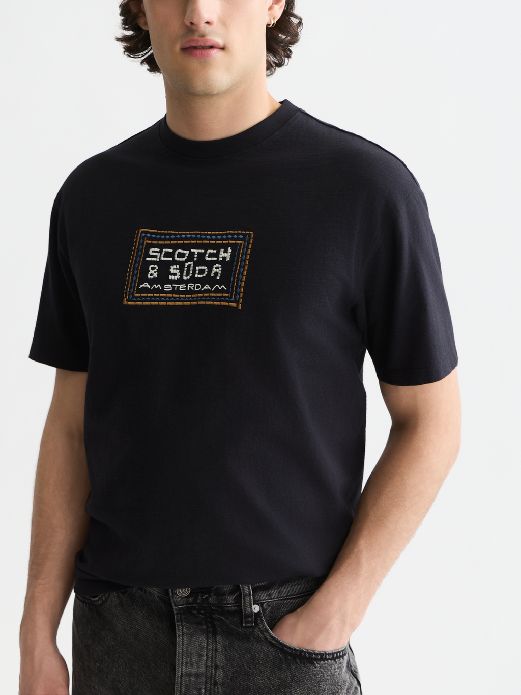 Embroidered artwork relaxed T-shirt