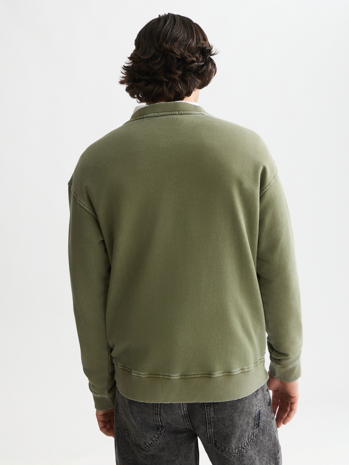 Washed relaxed sweatshirt