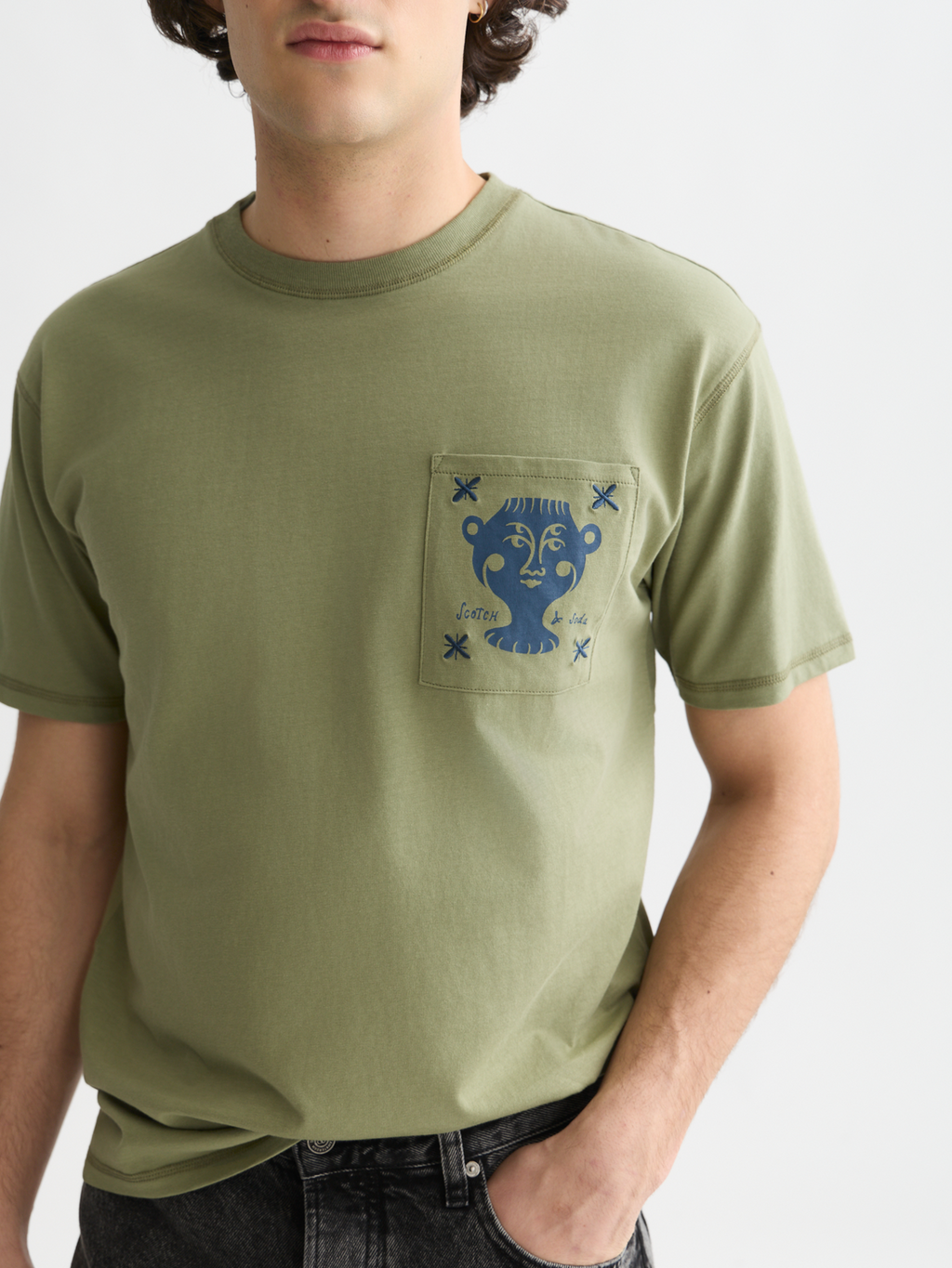 artwork pocket relaxed T-shirt