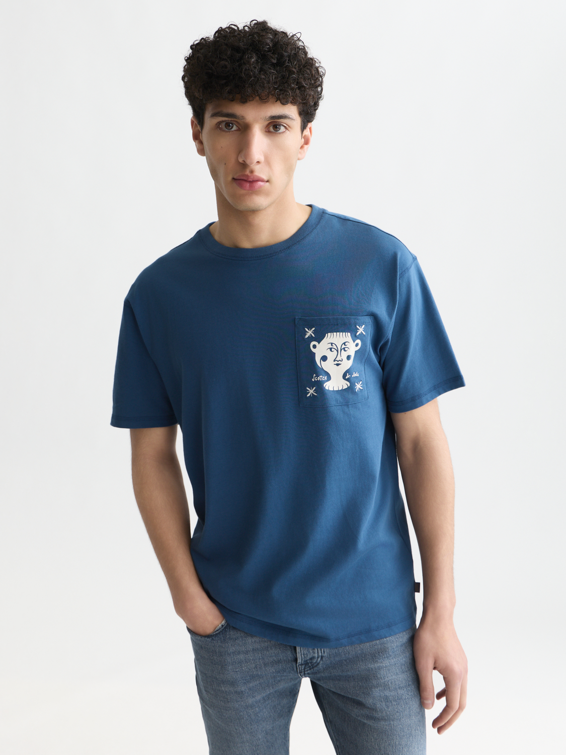 artwork pocket relaxed T-shirt
