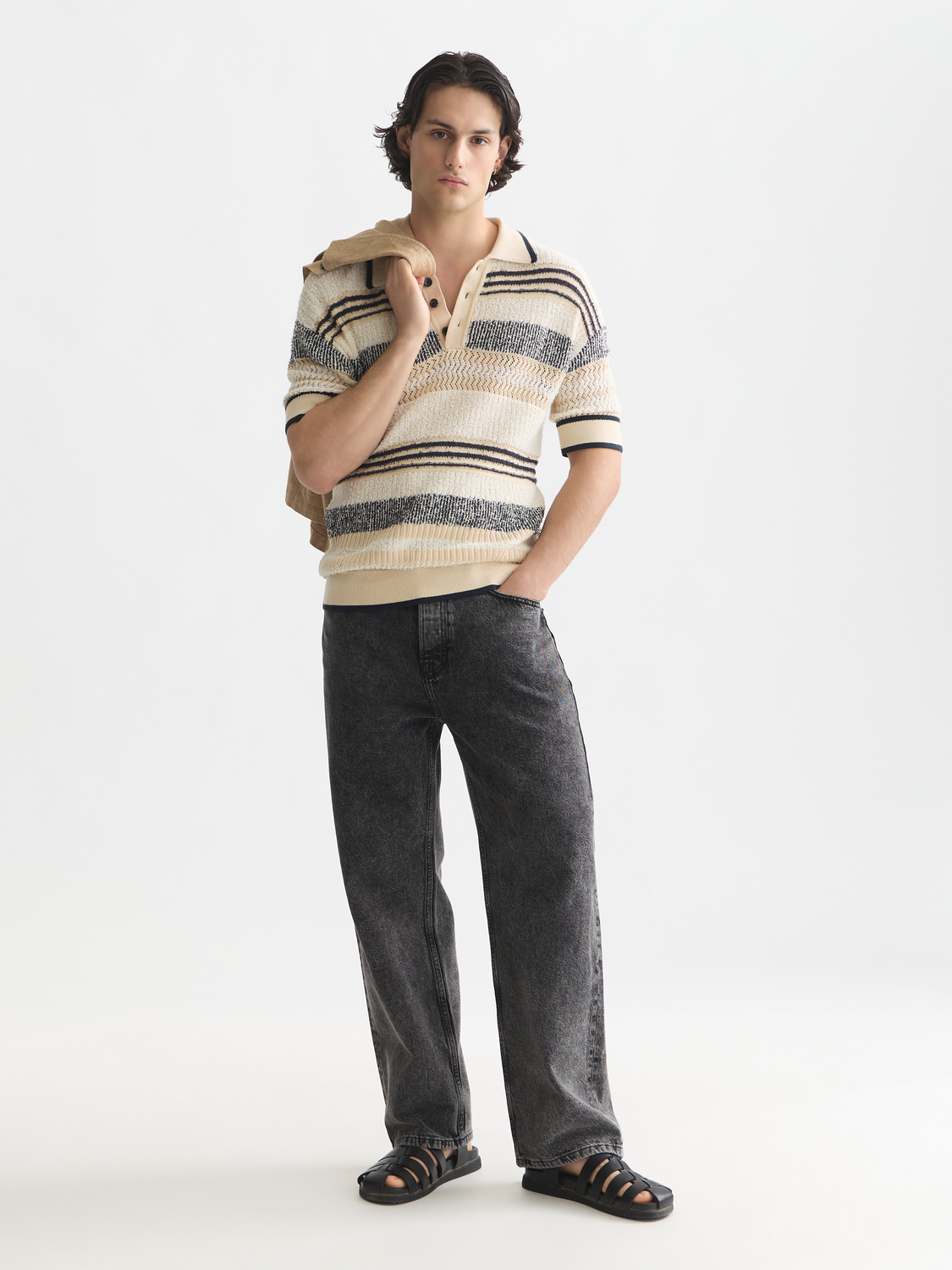 Structured dropped shoulder knitted polo