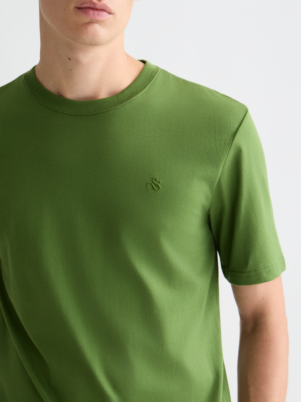 Seasonal Essentials logo T-shirt