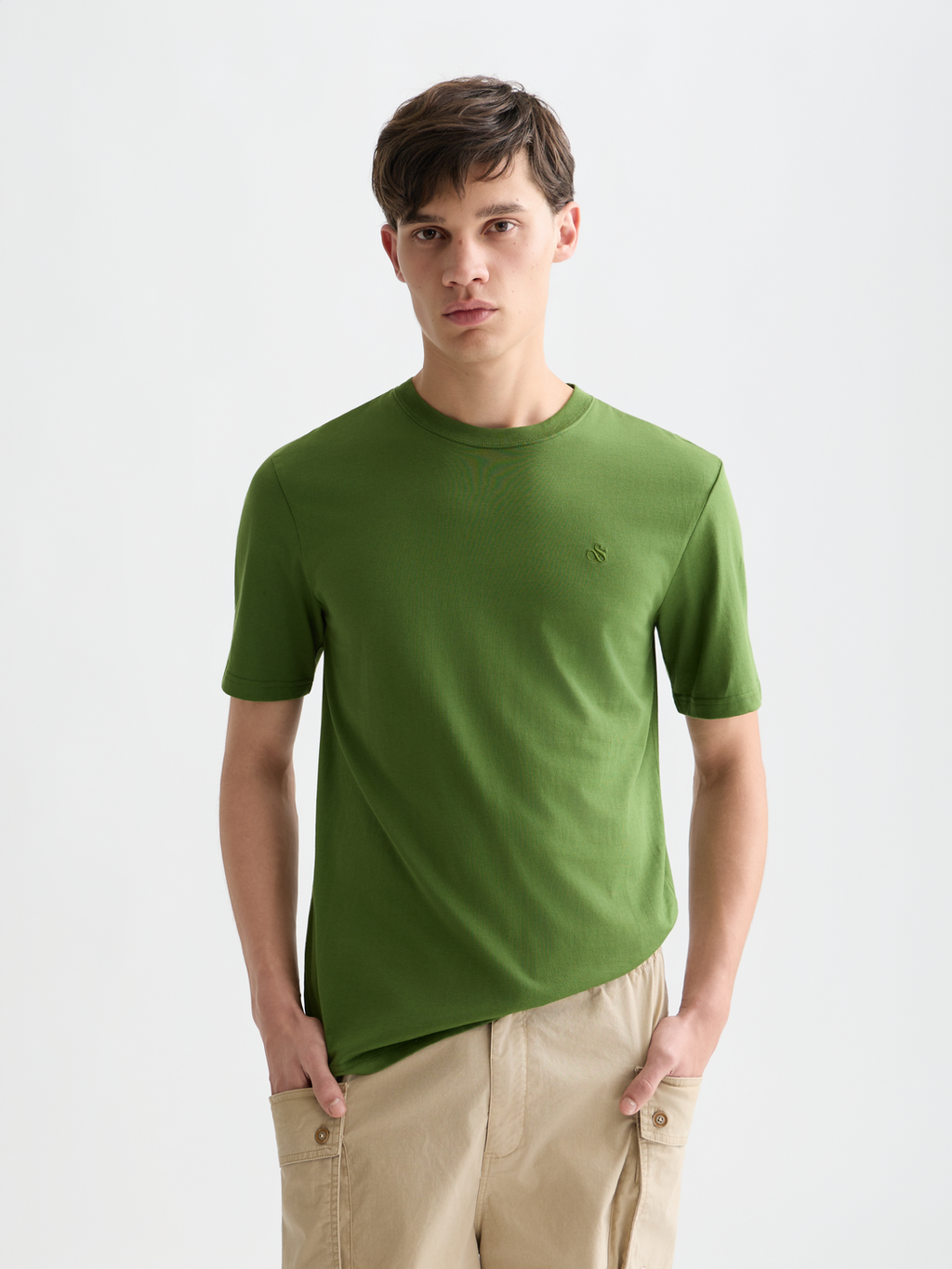 Seasonal Essentials logo T-shirt
