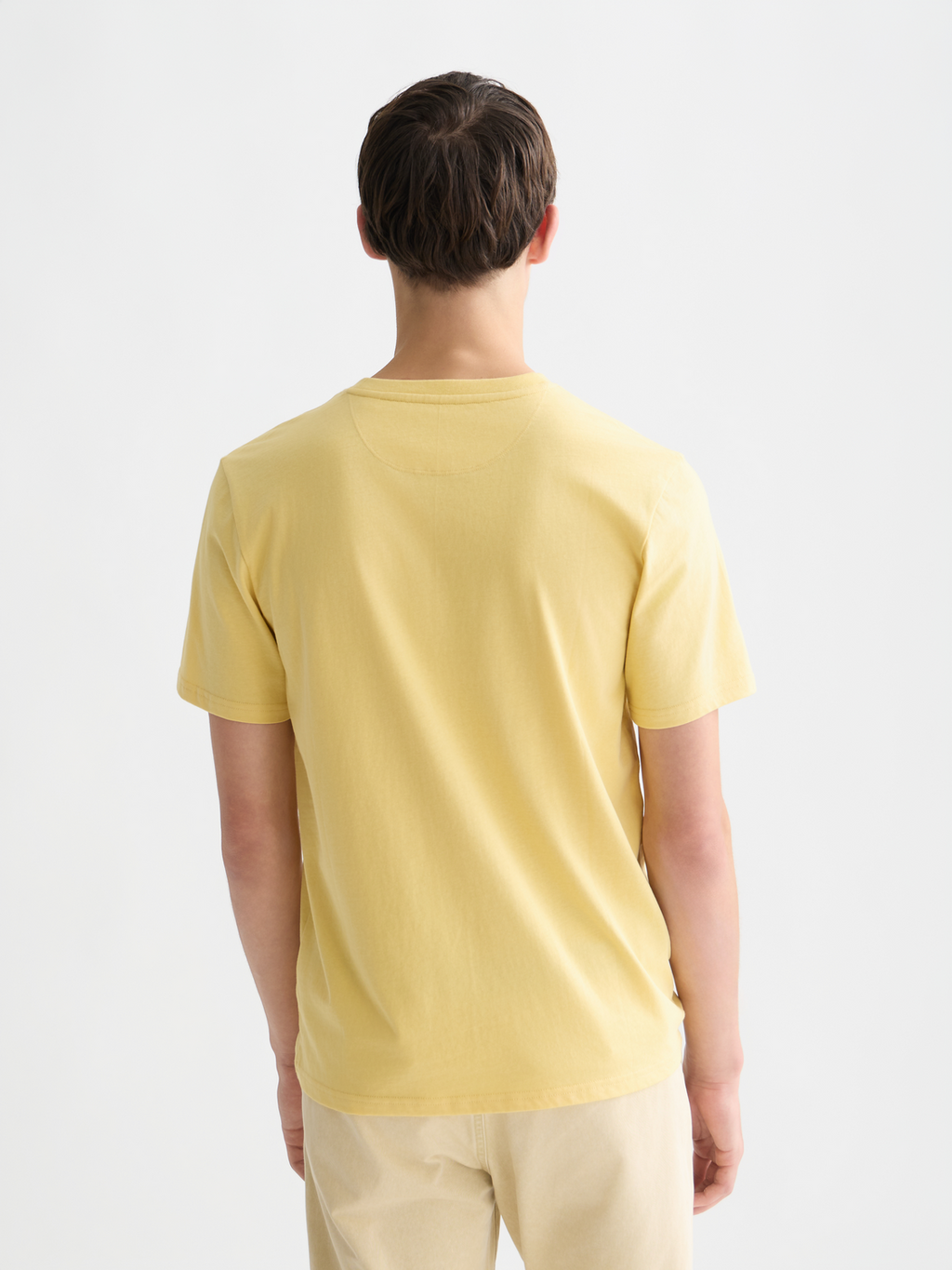 Seasonal Essentials logo T-shirt