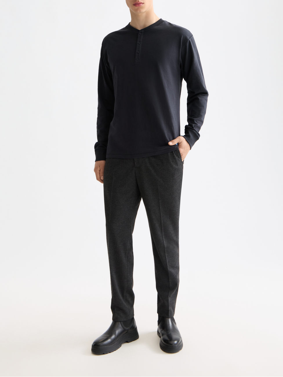 Finch Tailored jersey regular tapered jogger