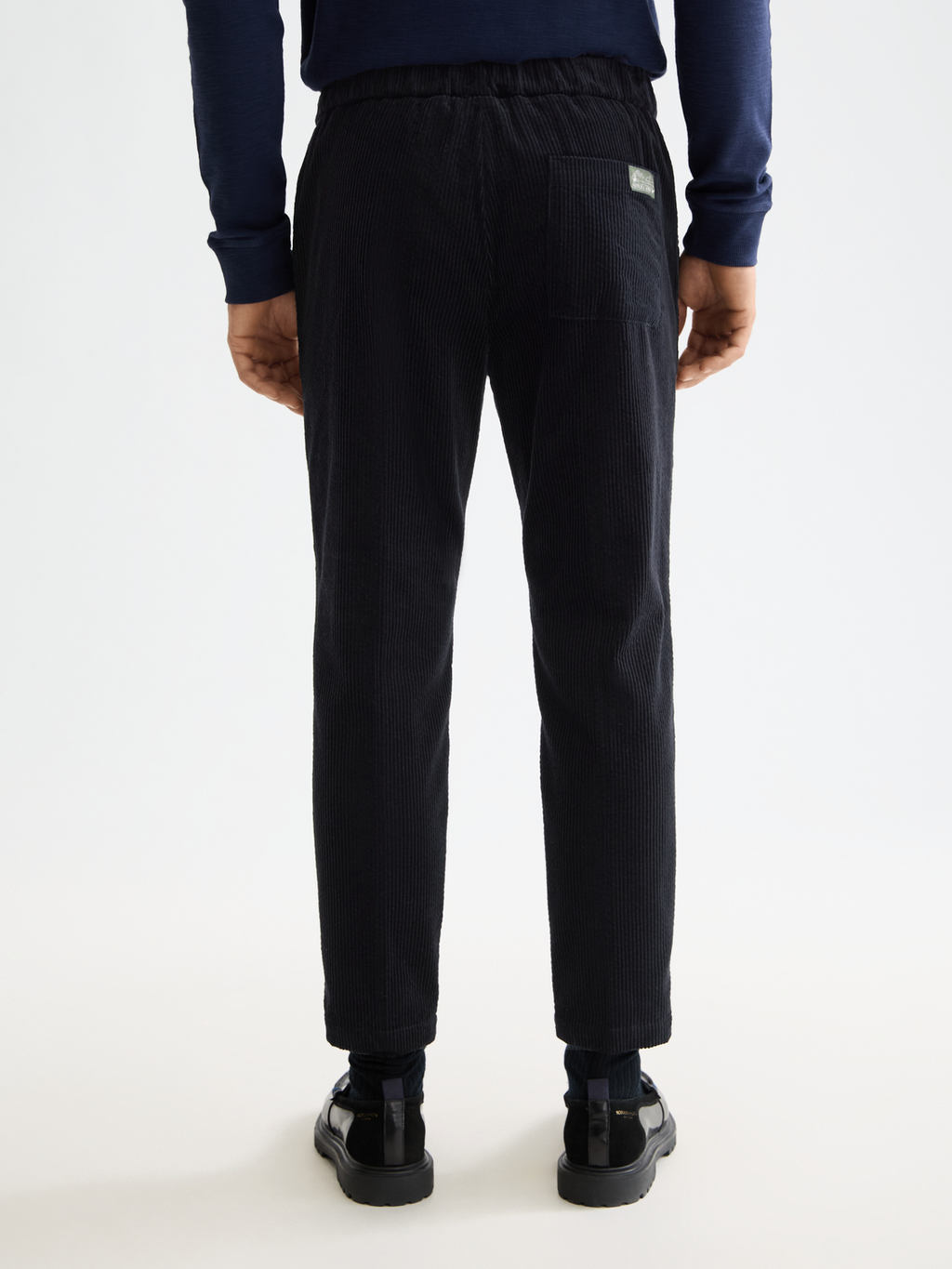 Fave Cotton corduroy loose tapered jogger