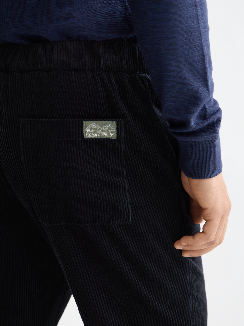 Fave Cotton corduroy loose tapered jogger