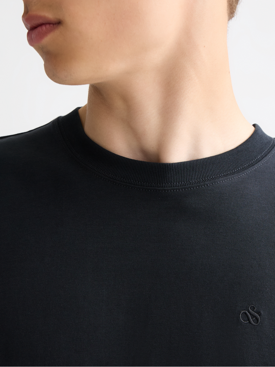 Relaxed Fit Logo T-shirt