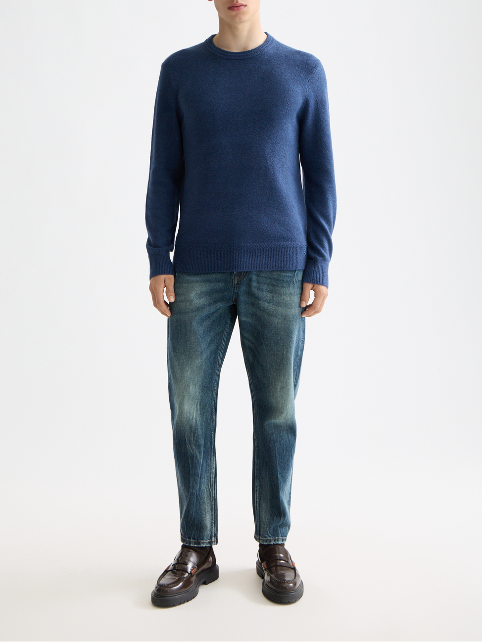 Soft knit regular fit crew neck