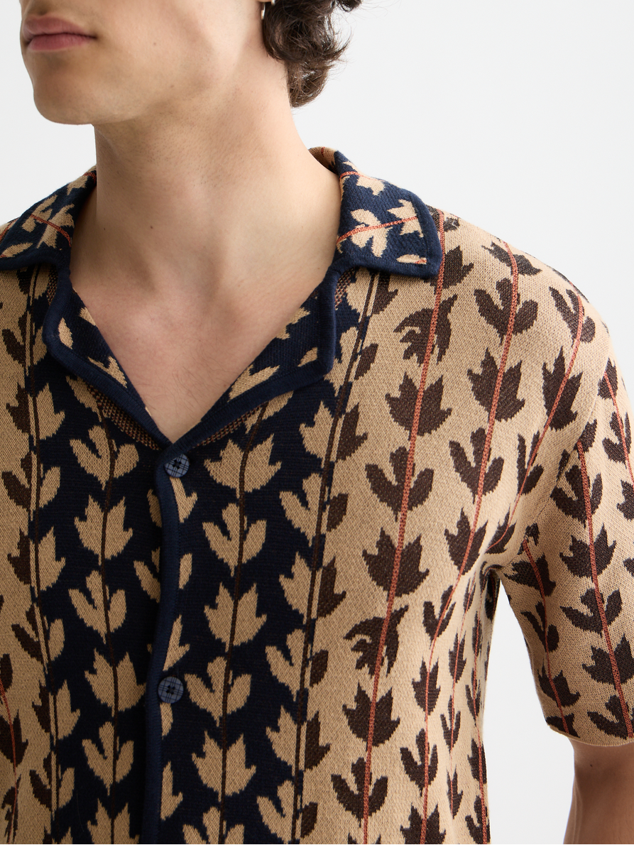Knitted short sleeve shirt