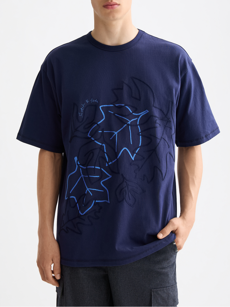 Loose Embroidery T-shirt