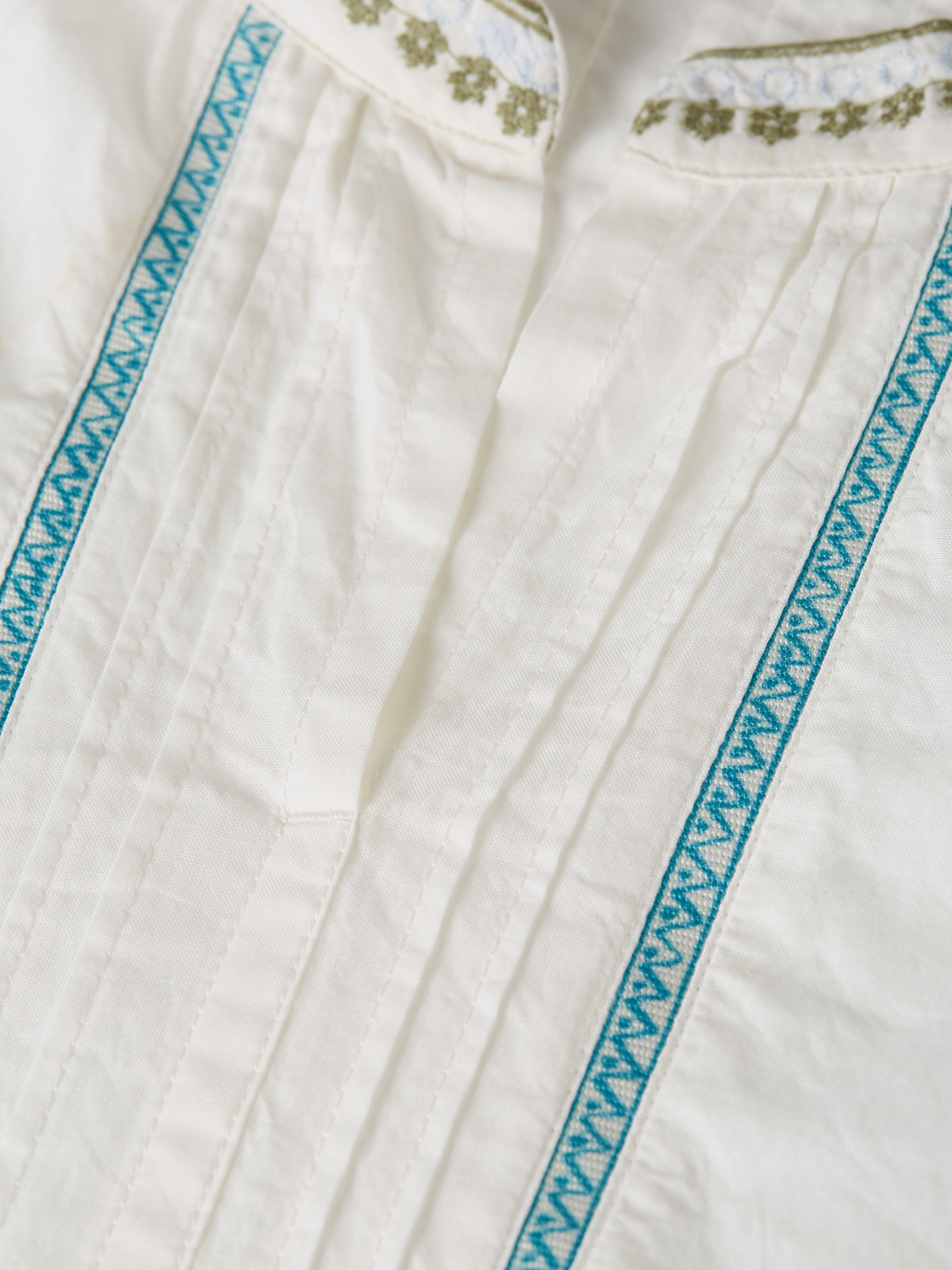 Girls Embroidered long-sleeve cotton shirt