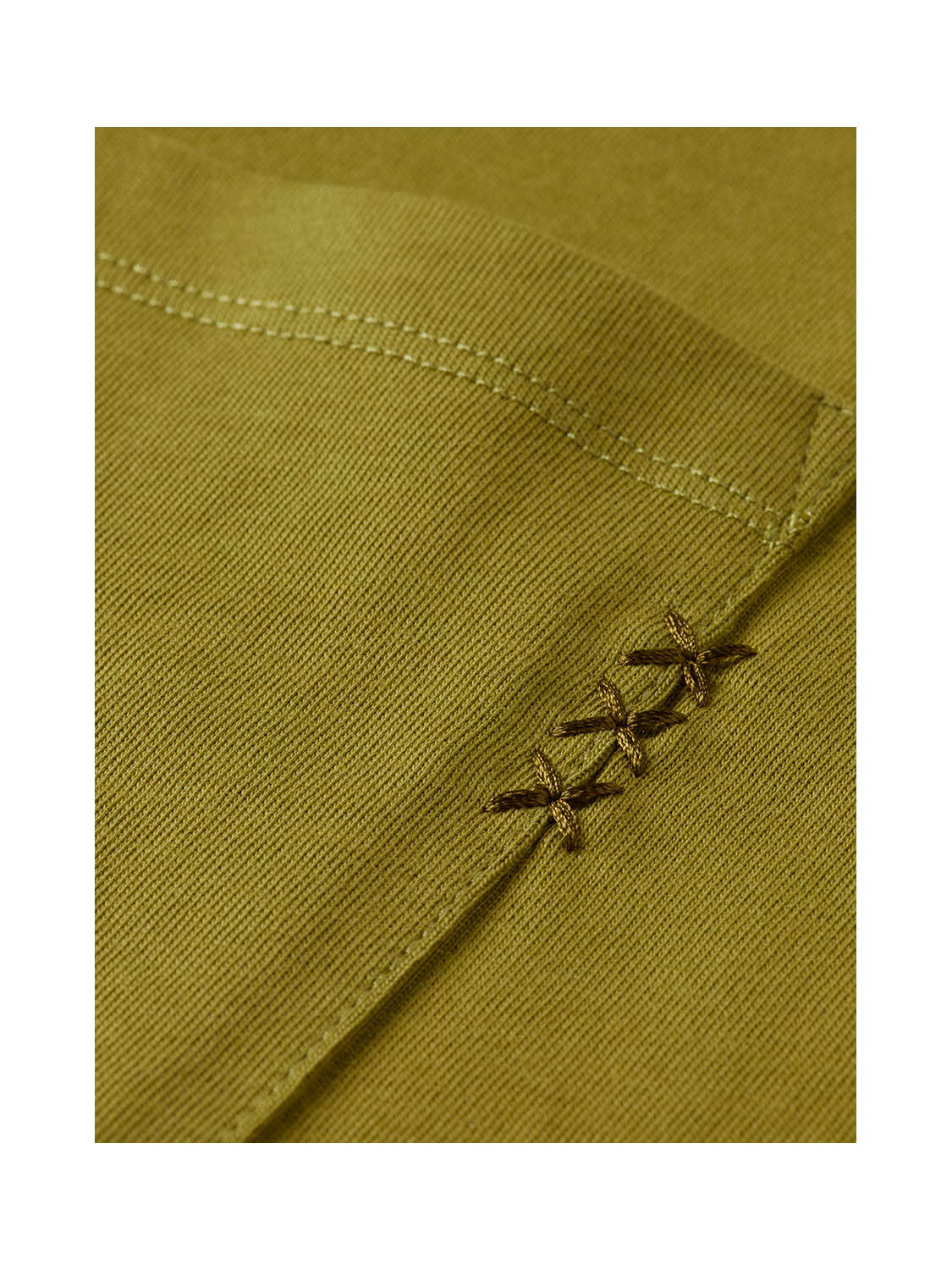 Seasonal Essentials 3 crosses pocket loose T-shirt