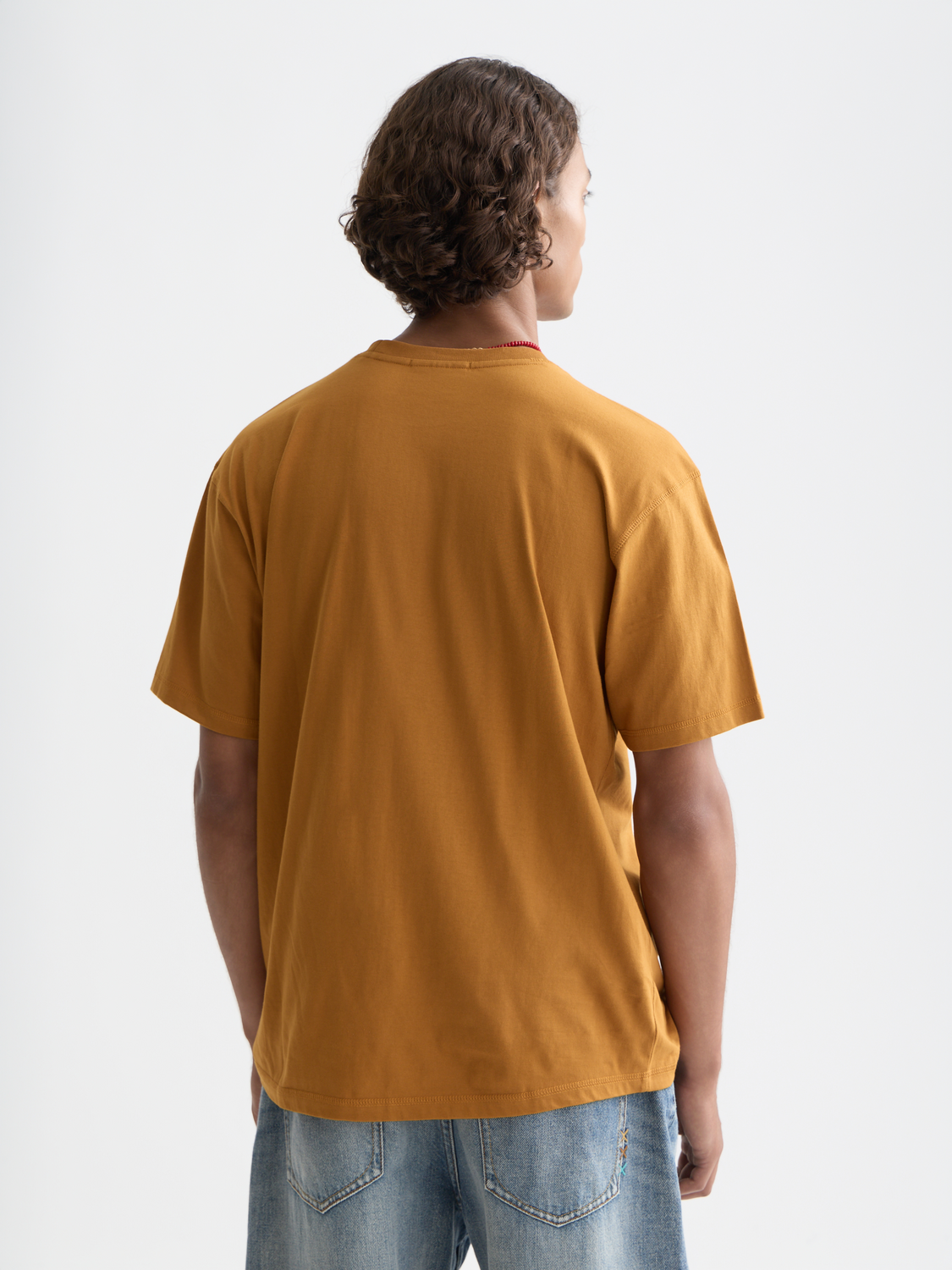 Seasonal Essentials artwork relaxed T-shirt