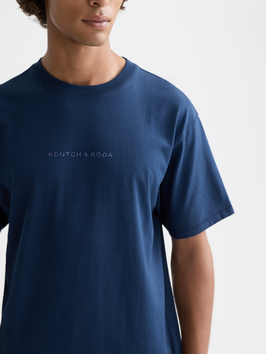 Seasonal Essentials artwork relaxed T-shirt