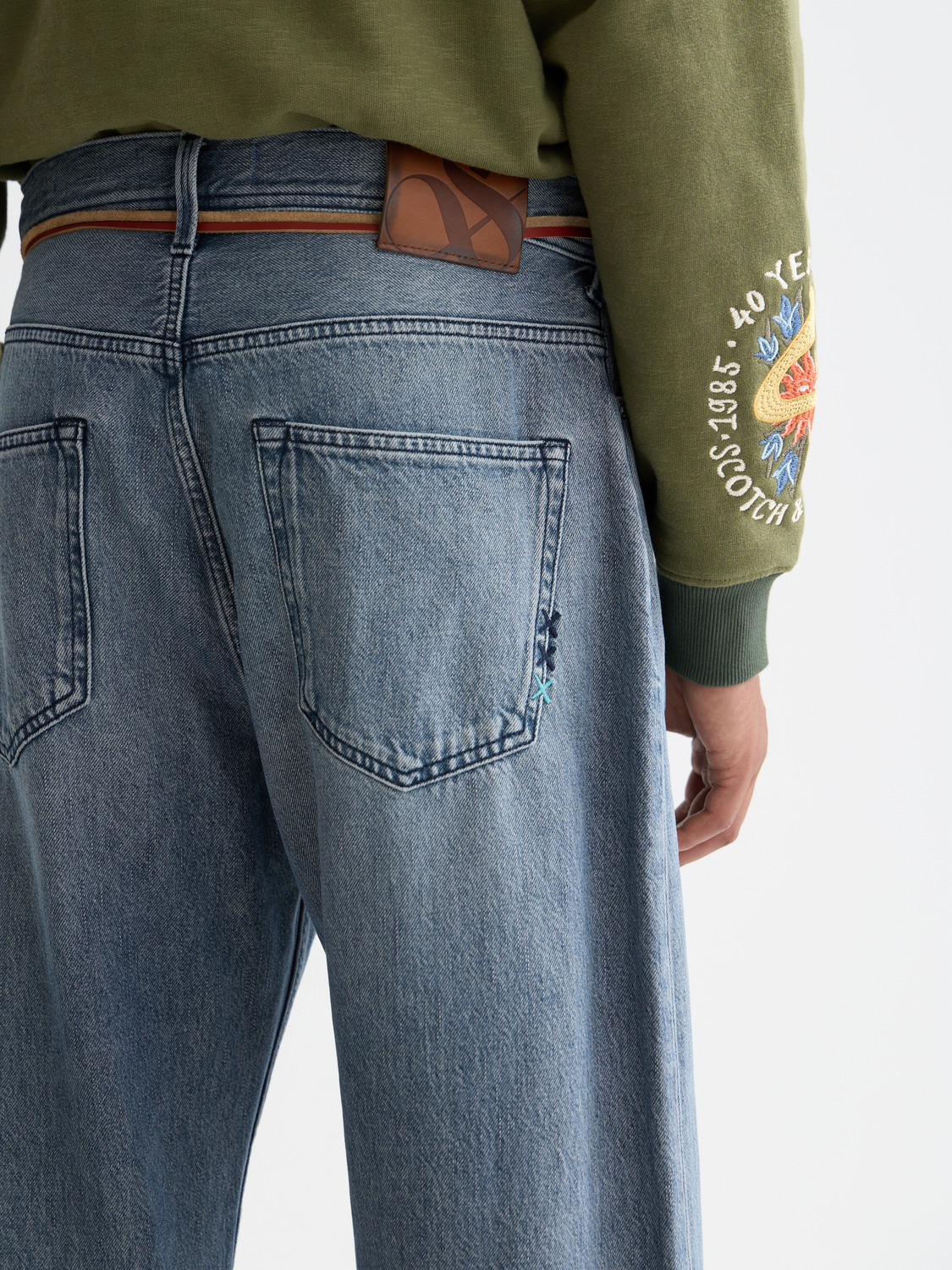The Pitch loose denim