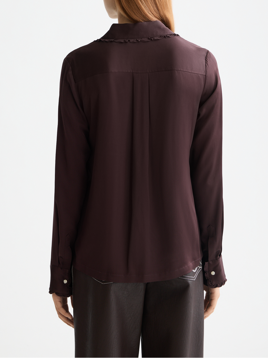 Ruffle collar shirt
