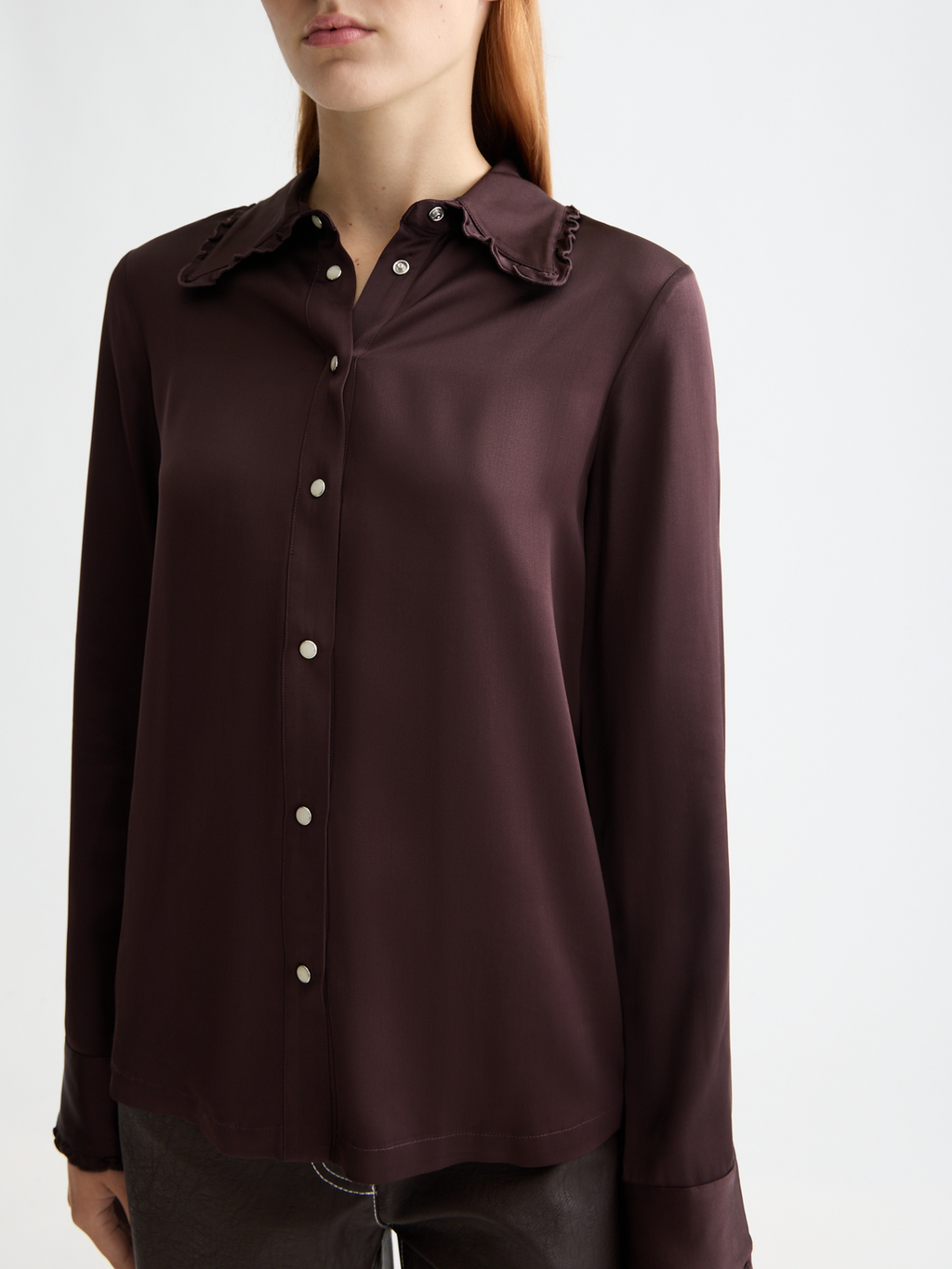 Ruffle collar shirt