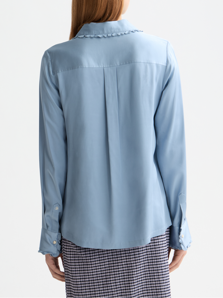 Ruffle collar shirt