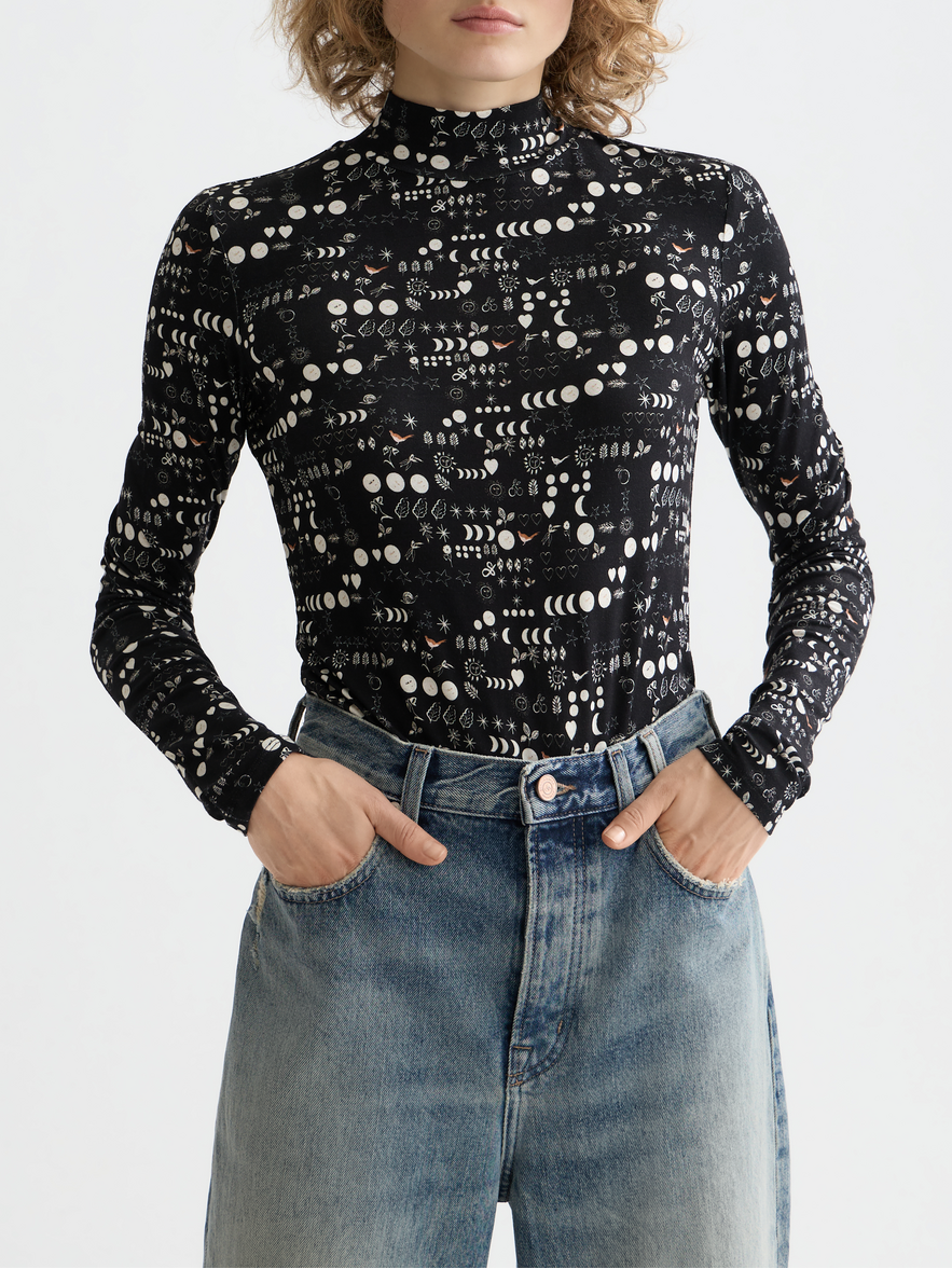 All over printed mock neck long sleeve T-shirt