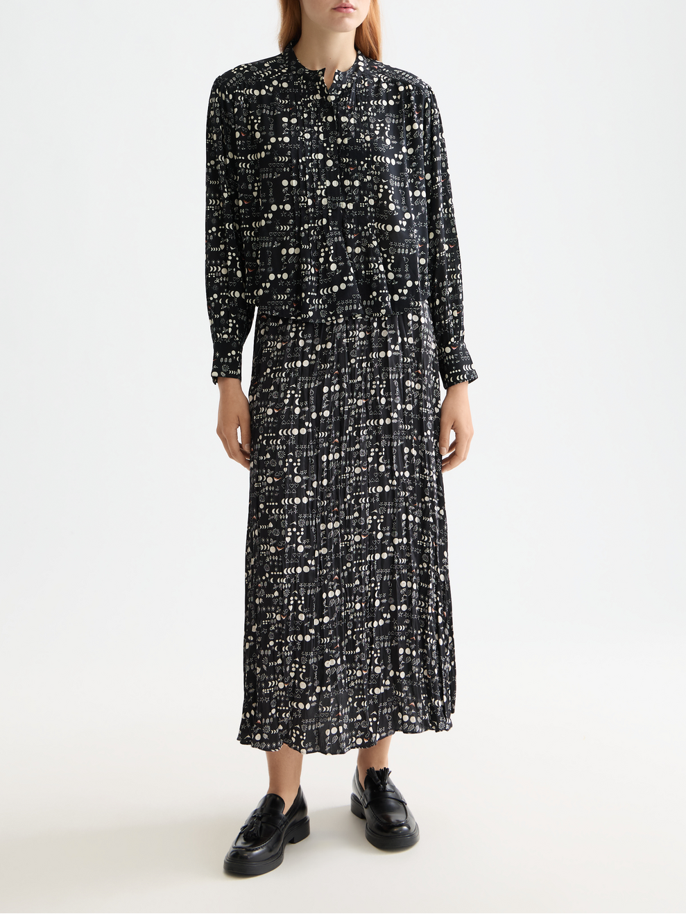 Printed pintuck shirt