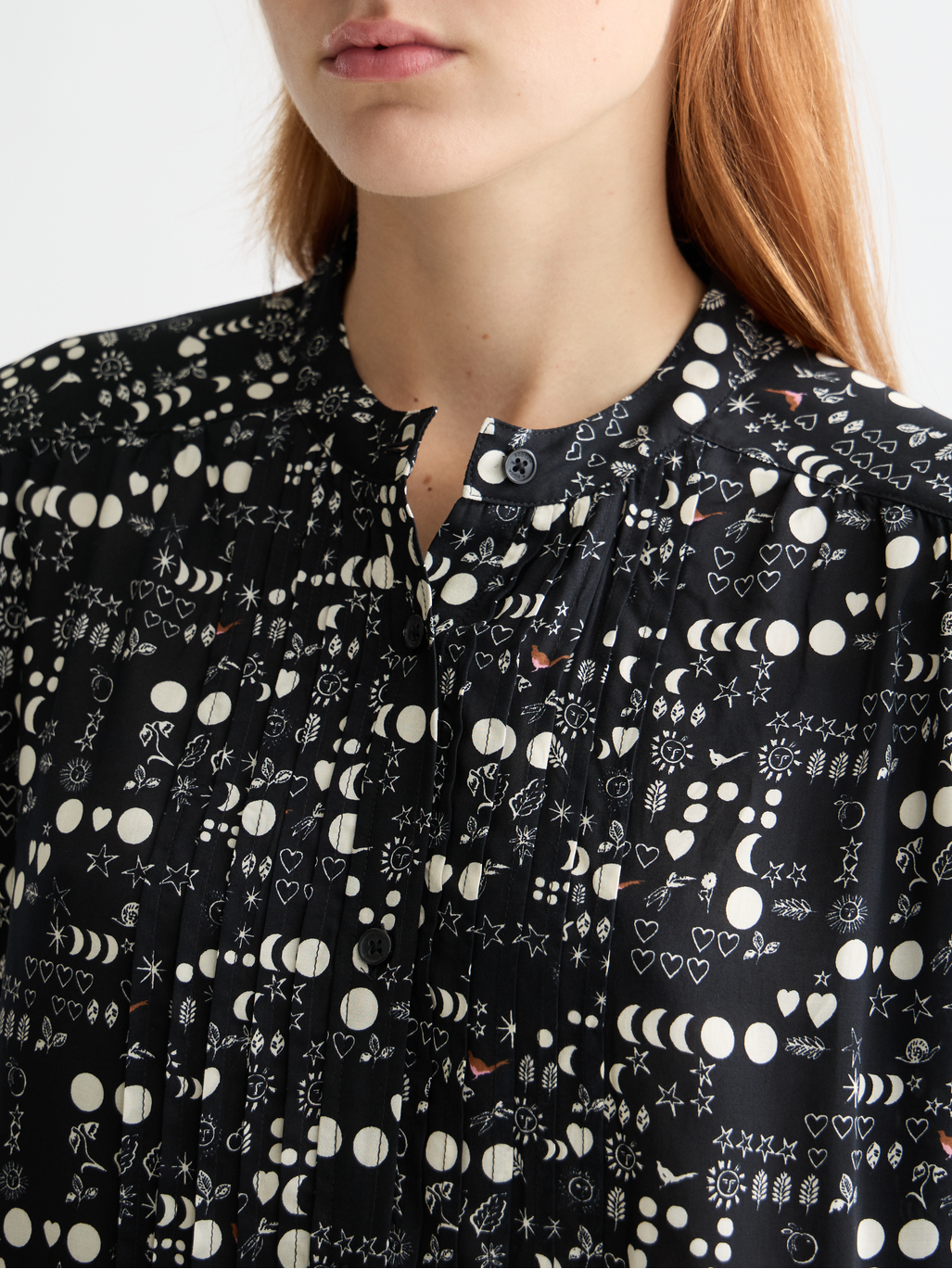 Printed pintuck shirt