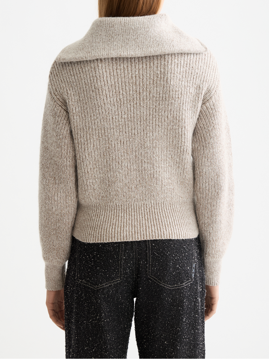 Half zip pullover
