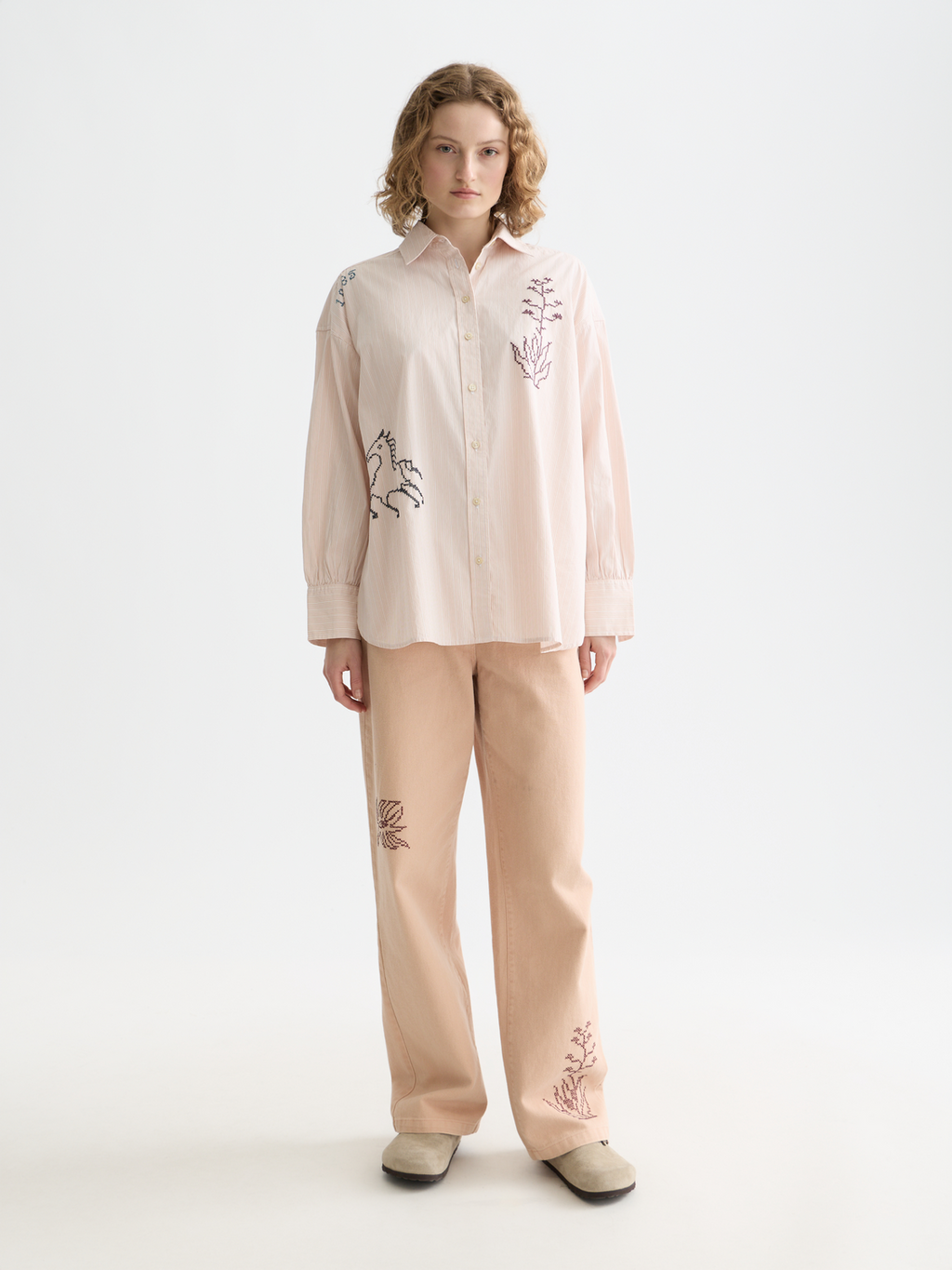 Embroidery girlfriend shirt