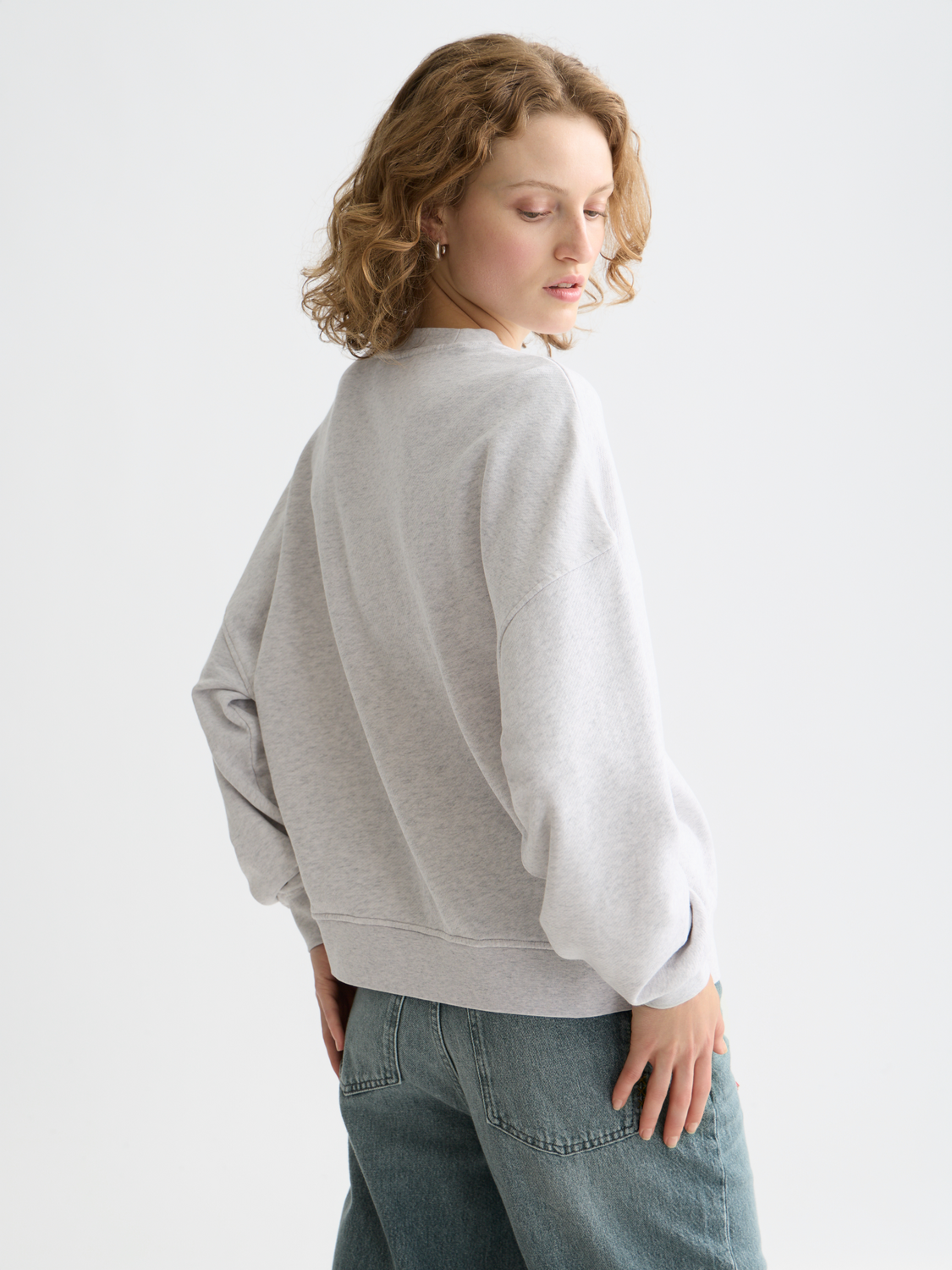 graphic oversized sweatshirt