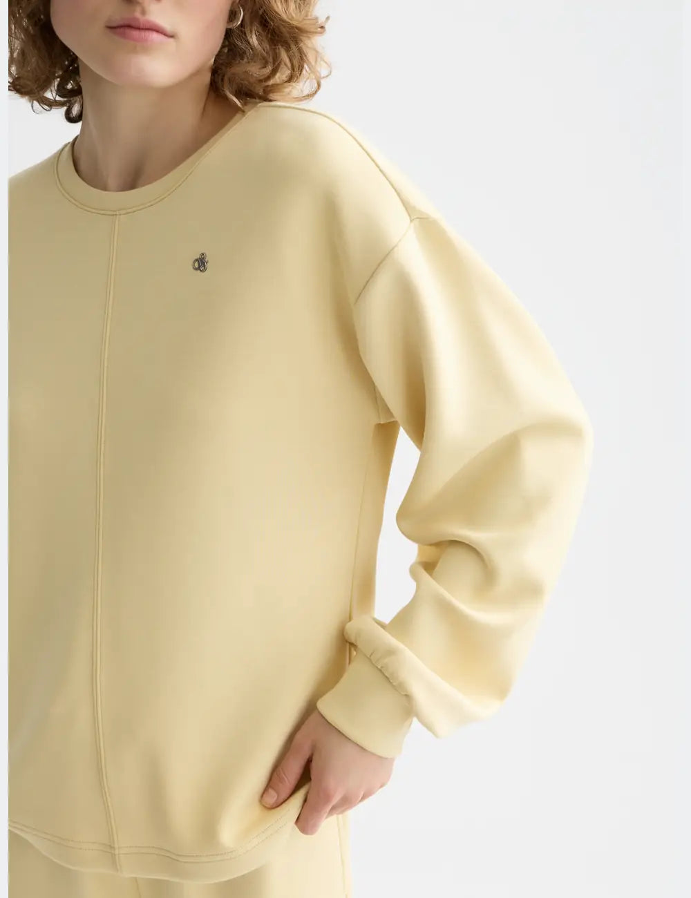 Modal Sweat-shirt detail shot of fabric and craftsmanship by Scotch & Soda