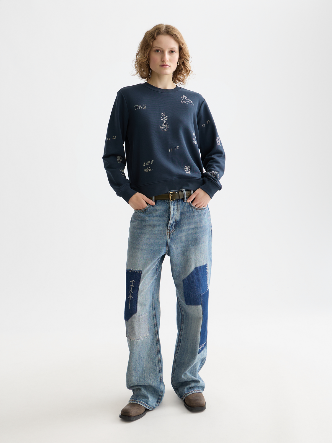 Embroidered sweatshirt