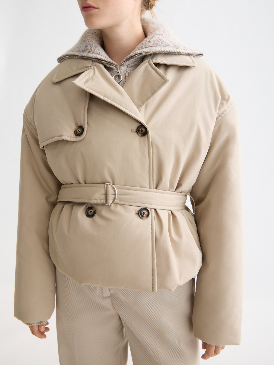 Lightweight padded poplin trench