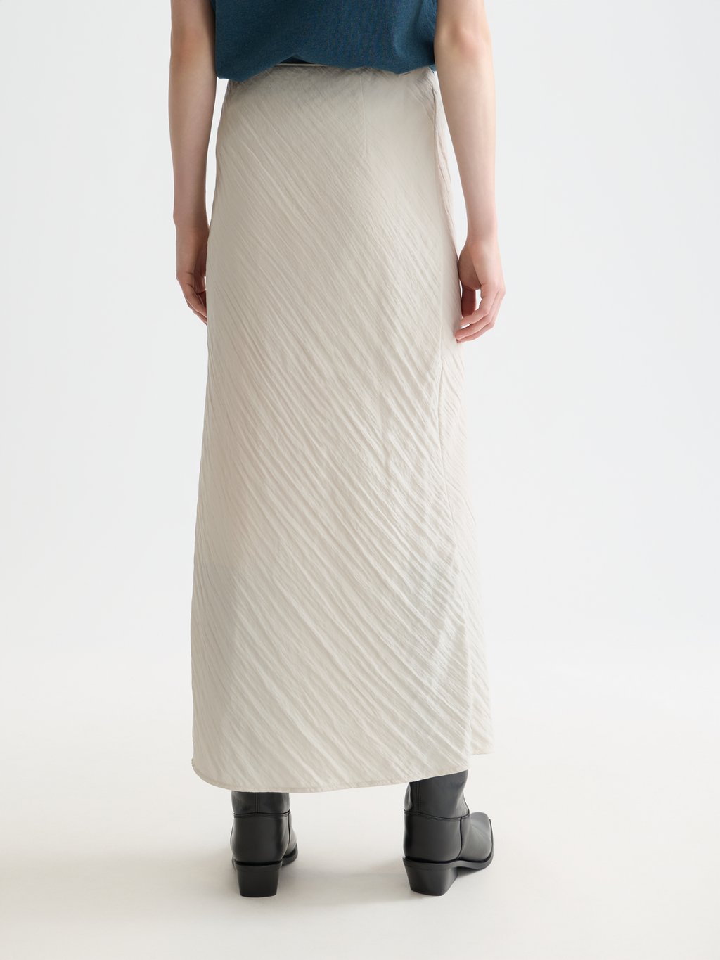 Tie wrap skirt