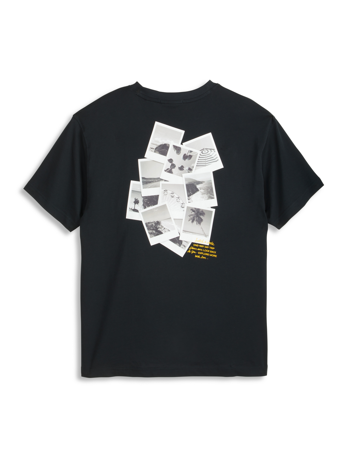 MENS GRAPHIC TEE