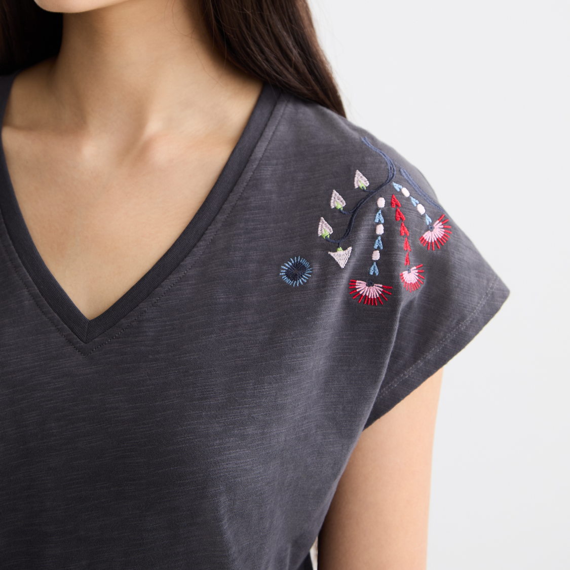 Embroidered V-neck T-shirt
