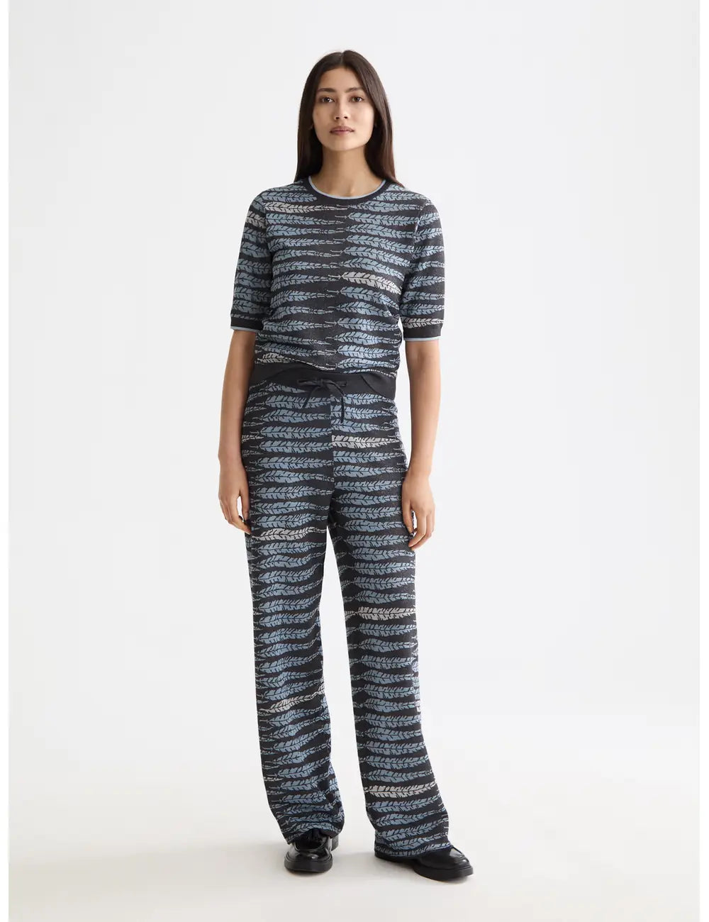 Lurex Jacquard Tee full model shot showing overall fit by Scotch & Soda