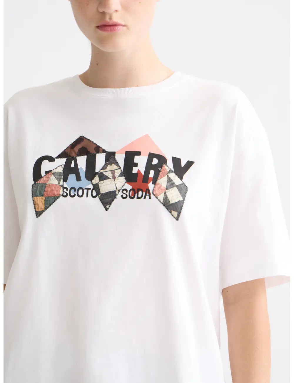 Artwork Loose Fit Tee detail view by Scotch & Soda